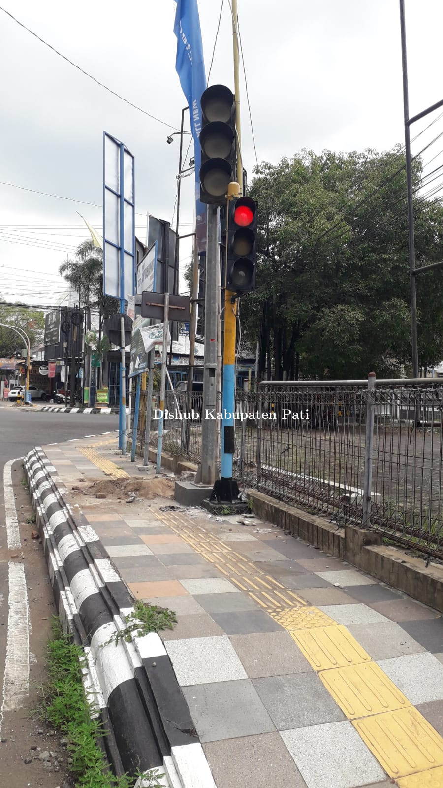 Dapat Bantuan Dari Dishub Provinsi Jawa Tengah Pemkab Pati Remajakan Traffic Light Di Simpang Bleber